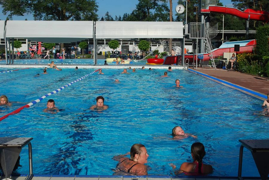 Zwemmen zwemvierdaagse - zwembad in de dennen